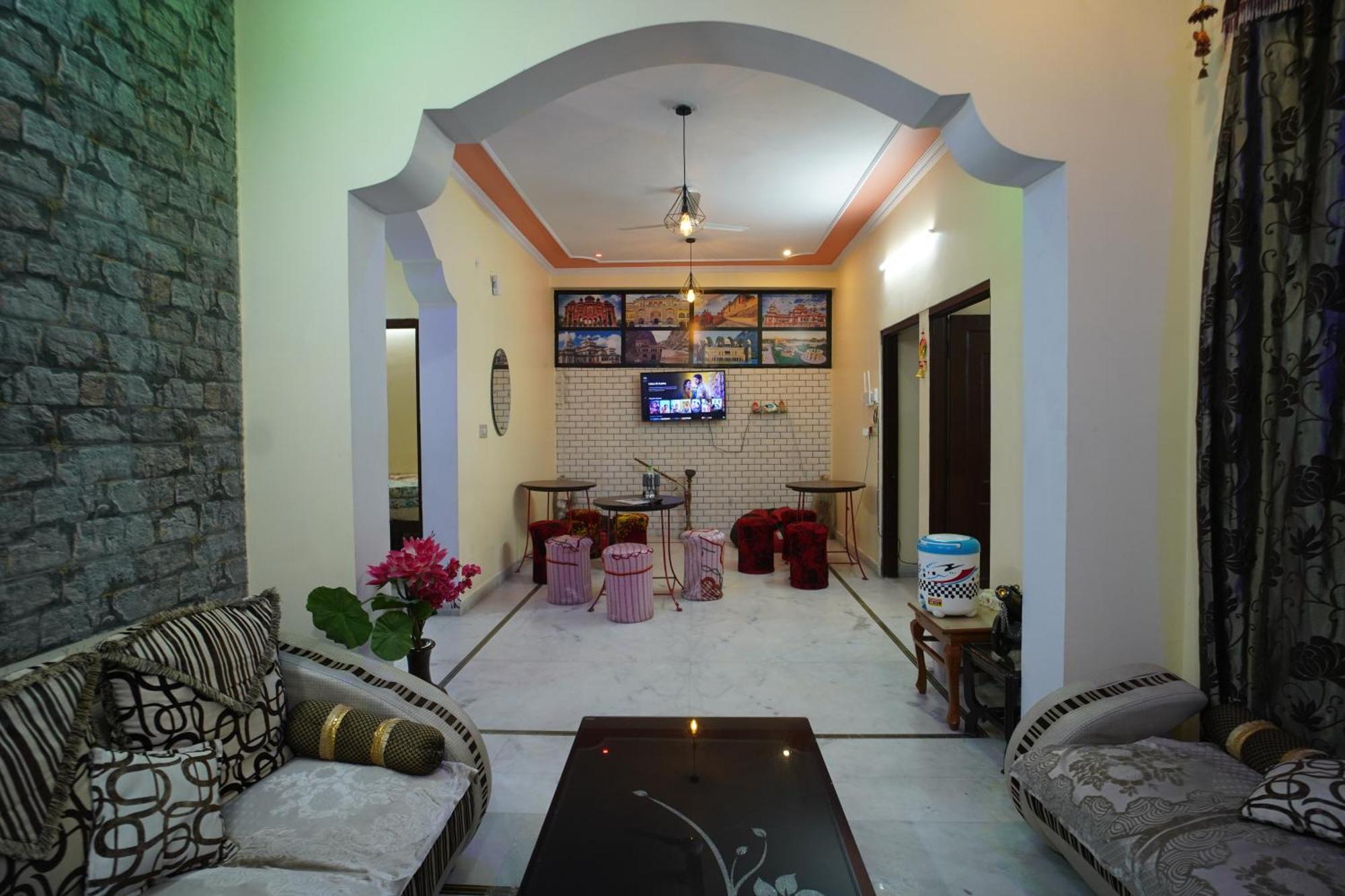 Om Trance Homestay Jaipur Exterior photo